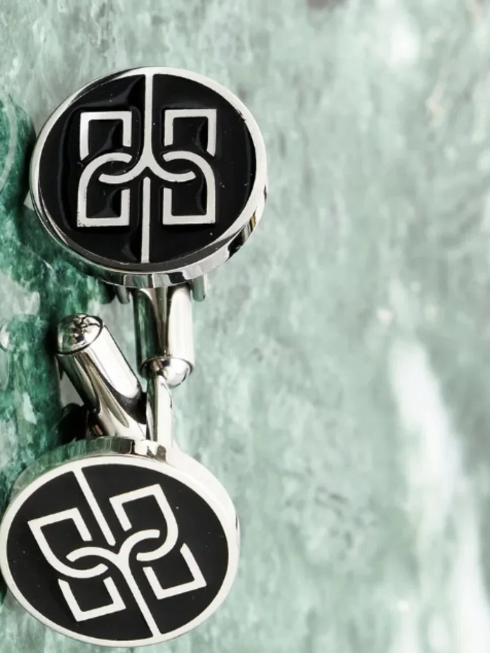 Bolvaint Black Cufflink (Paris)